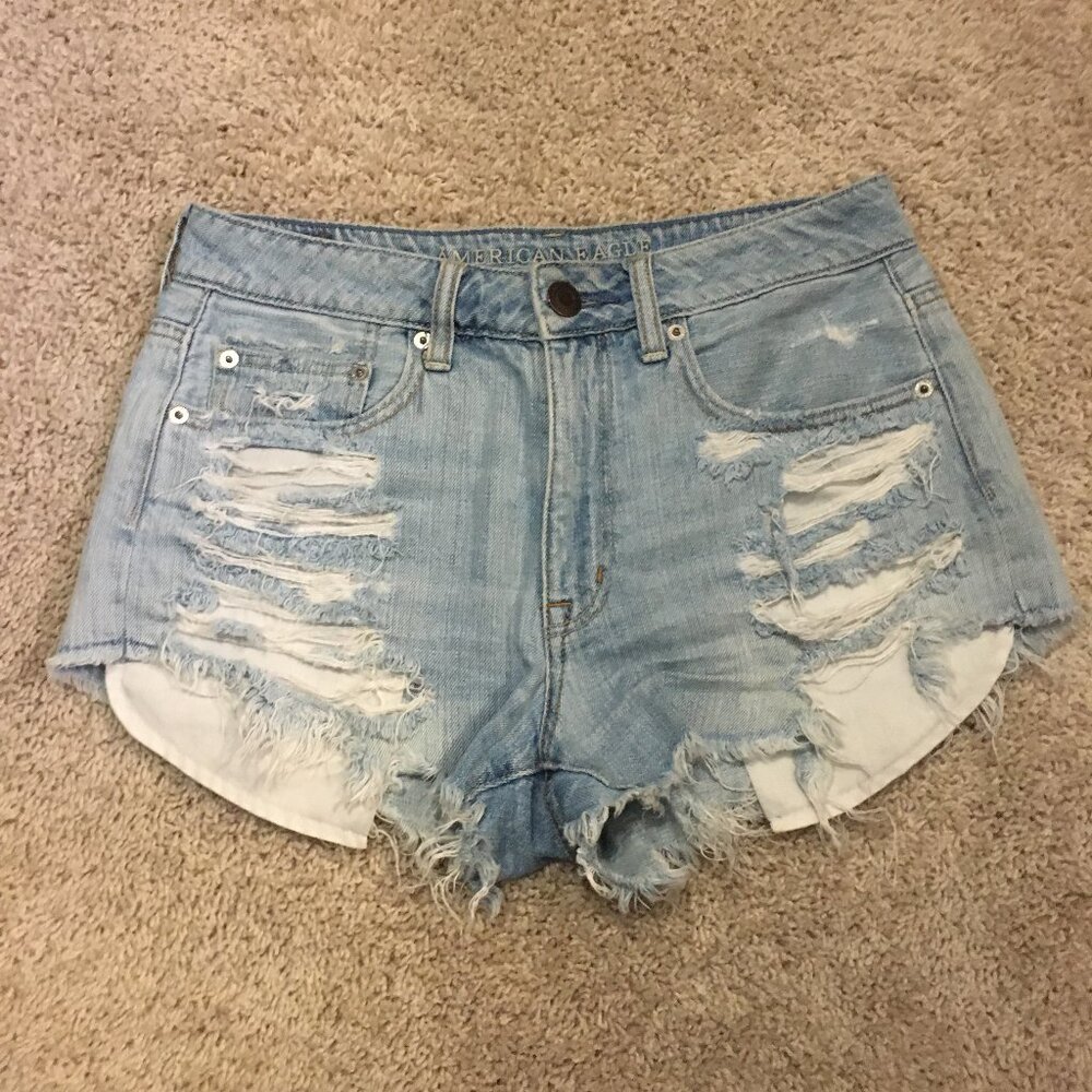 American Eagle Hilda Distressed Denim Shorts Size 6 Faded Blue - Picture 11 of 15